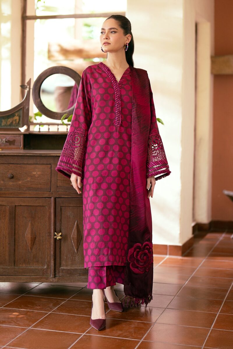 BAROQUE-3PC Karandi Outfit with Digital Print Shirt and Matching Dupatta & Trouser.