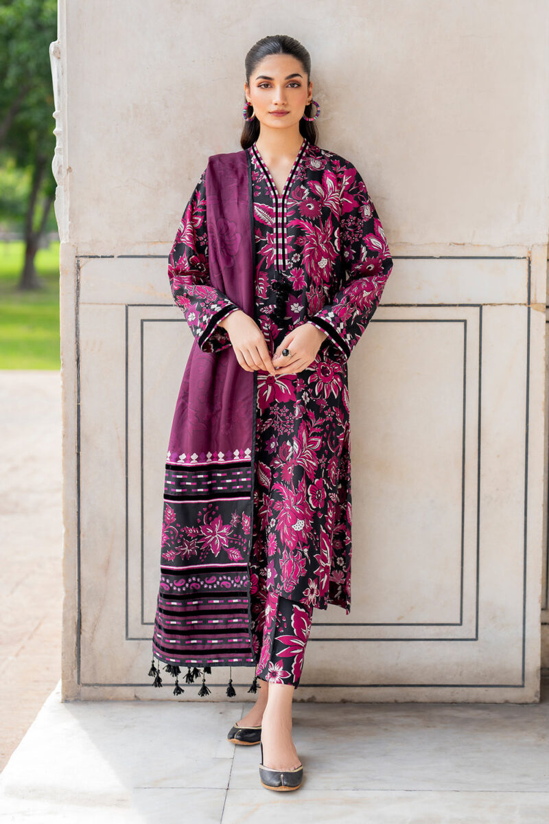 BAROQUE-3PC Karandi Outfit with Digital Print Shirt and Matching Dupatta & Trouser.