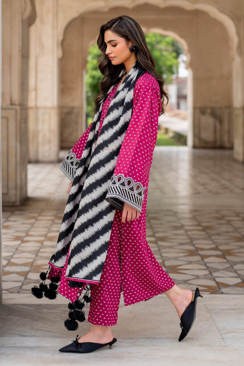 BAROQUE-3PC Karandi Outfit with Digital Print Shirt and Matching Dupatta & Trouser. - Image 6