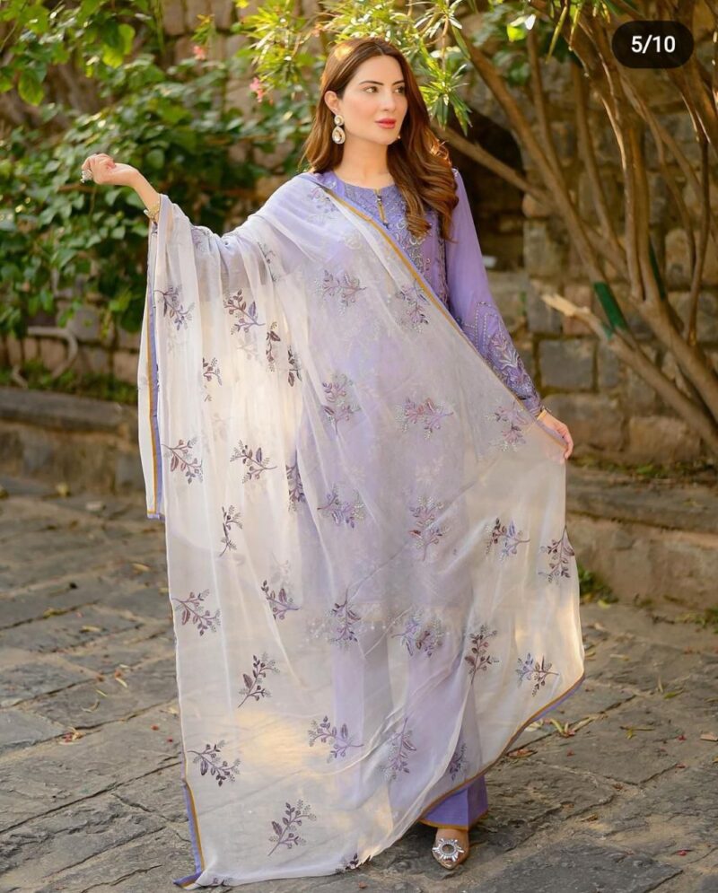 Flose Summer collection  Lawn with Chiffon Embroidered Dopatta - Image 2